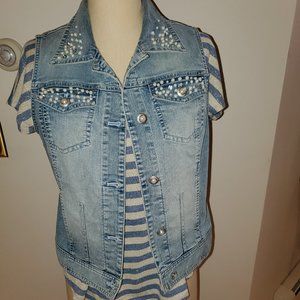 Chico's rhine stone and pearl embellished denim vest Chico's size 0 or size 8/10